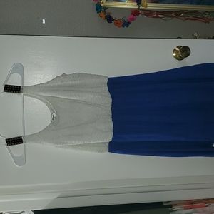 Wrangler Dress - Size M